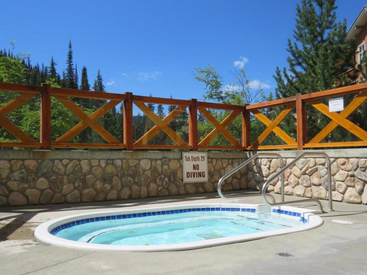 Holiday Home Sun Peaks Ngoại thất bức ảnh